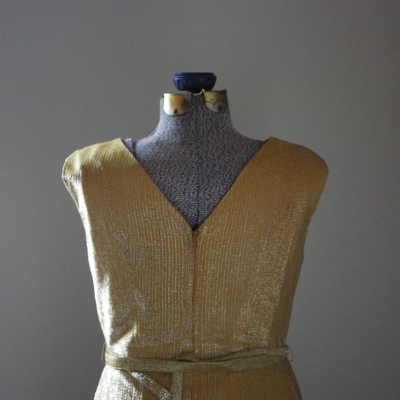 Shimmery gold cocktail dress w/double belt buckle - Picture 8 of 11